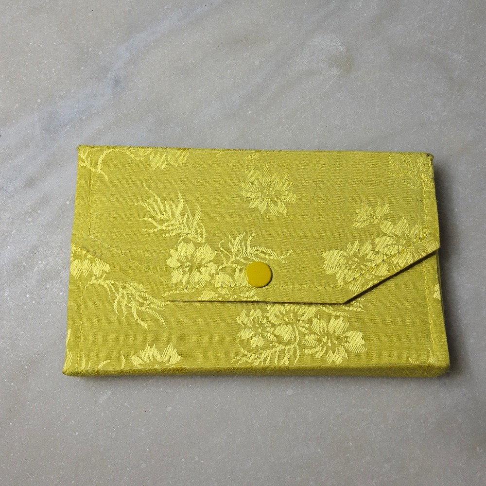 Pearl Gems Jewelry Travel Case‎ Yellow Floral